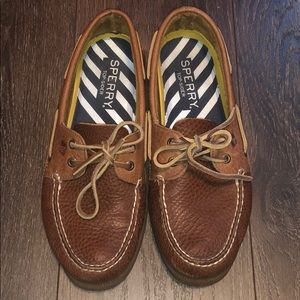 Sperry top sliders